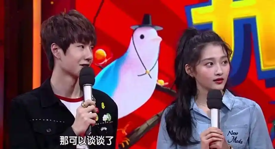 原创王一博跟关晓彤甜蜜旧照被扒鹿晗的油条突然没那么香了