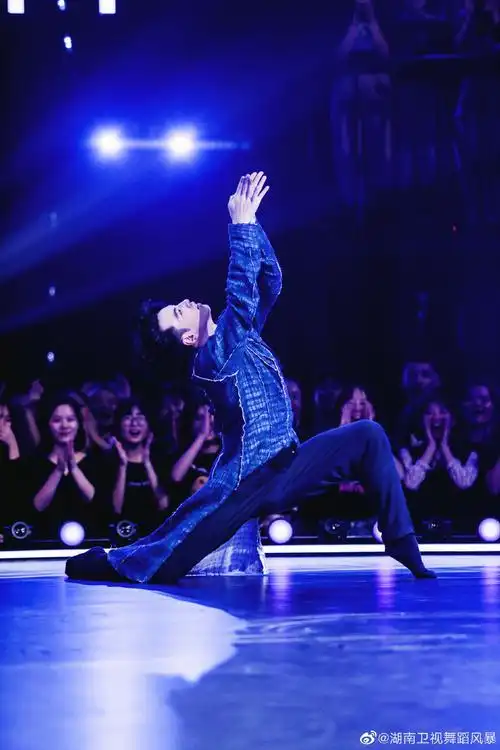 henry刘出品人的舞蹈风暴没错我又在现场哈哈哈