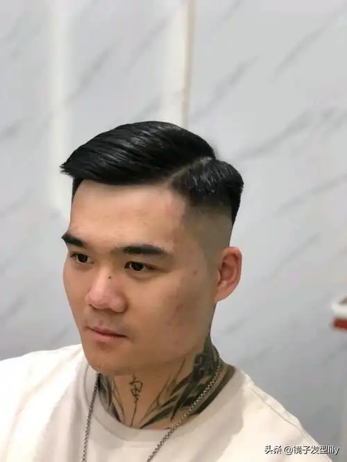 男生自然卷发型设计图,男生发型推荐/日系羊毛卷少年感十足 - 冷求网