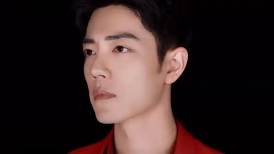 肖战最新红衣大片,一整个被帅住了