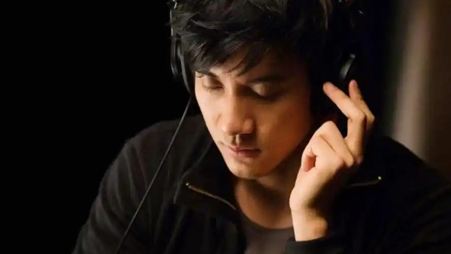 「王力宏,你这麼扣,活该不火!」