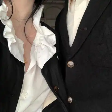 情侣西装半身头像 情侣头像图片大全 -【爱个性】