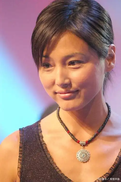 张延:从选美冠军到撞脸王祖贤,嫁给香港演员张锦程后的幸福生活