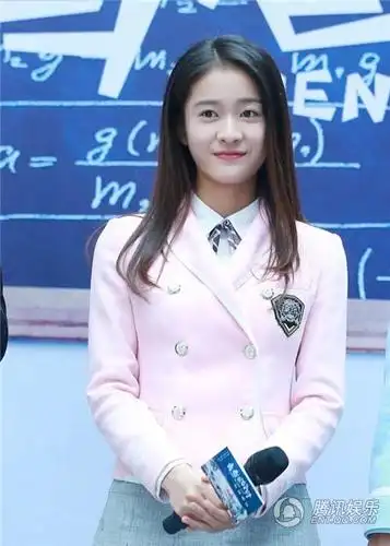 《青春最好时》张雪迎透露恋爱招数 坦言新剧演到精神分裂