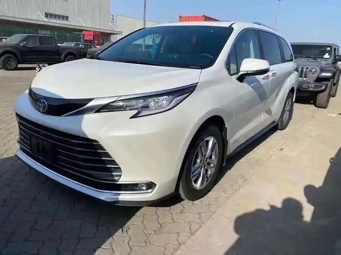 21款丰田塞纳2.5l油电混合国六预定价格