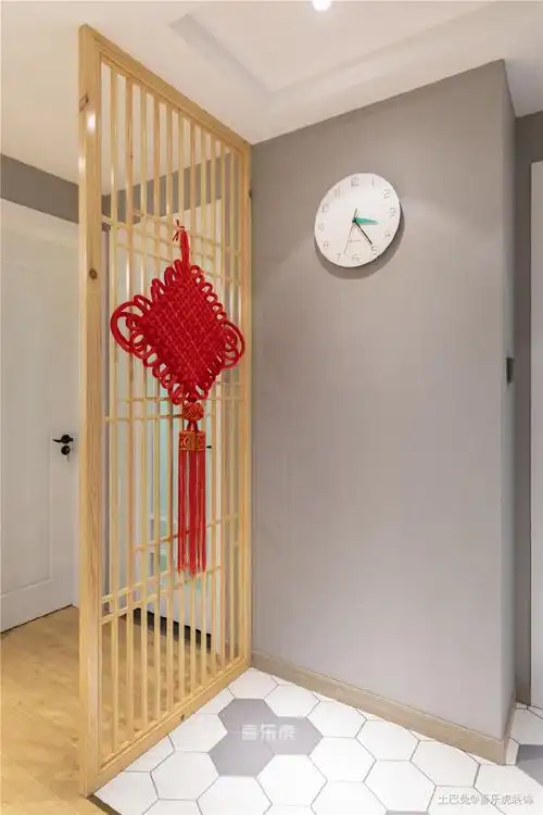 弘阳上城90平北欧阳光和春天涌进心里玄关门北欧极简玄关设计图片赏析