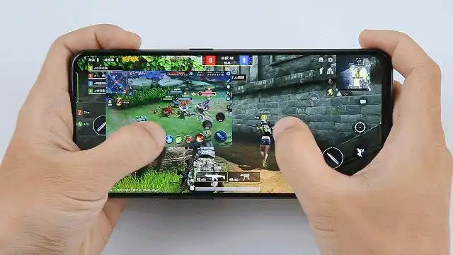 自上市之日就饱受争议,网上甚至不少人表示今年打游戏只有骁龙870能看