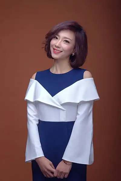 天津广播电视台主持人李佳