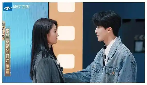 何洛洛_表演_节目