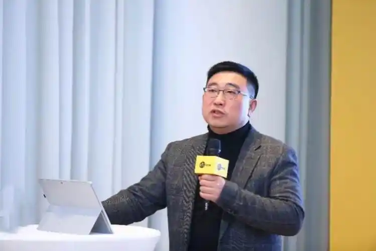 电动屋董事总经理胡俊通过高性价比车型切入市场2022年实现盈亏平衡