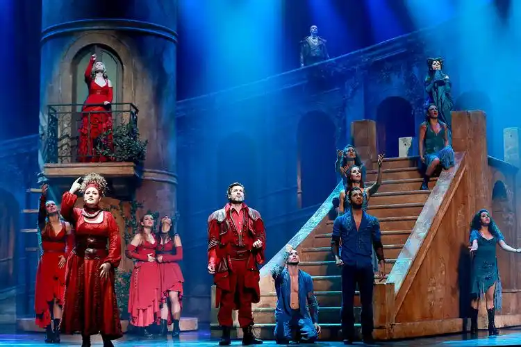 法语原版音乐剧罗密欧与朱丽叶登陆天津