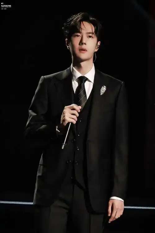 博君一肖 #王一博 #肖战 #一眼沦陷 #这该死的魅力 叶 - 抖音