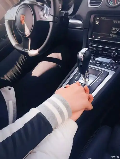 猜车了,保时捷哪款车?哪一年的?