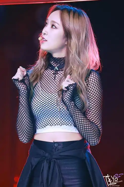 【美腿】孟佳jia(missa)— hush_哔哩哔哩 (゜-゜)つロ 干杯~-bili