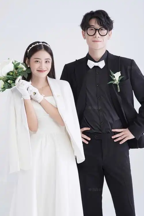 2020年的婚纱照都有什么流行的风格? - 知乎