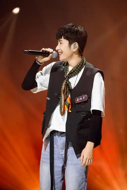 王北车我们的乐队##王俊凯王北车合唱想见你