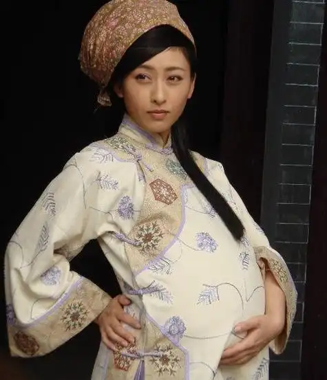 古装女星怀孕逼真程度杨幂20孙俪50只有她100
