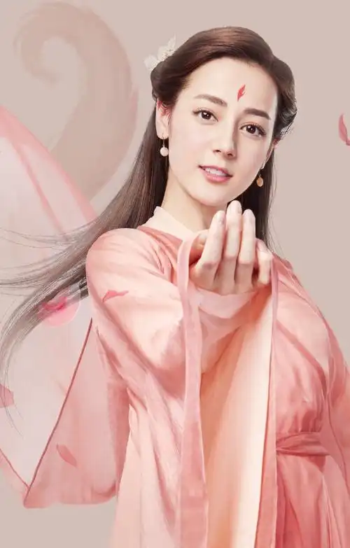 迪丽热巴#古装yyds,小九真的软萌可爱