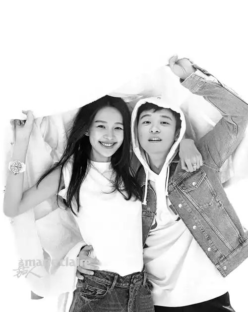 董子健孙怡同框拍大片 90后小夫妻全程高甜