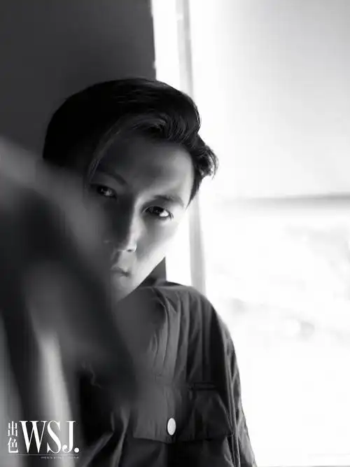 谢霆锋登封出色wsj眼神坚毅冷峻帅气