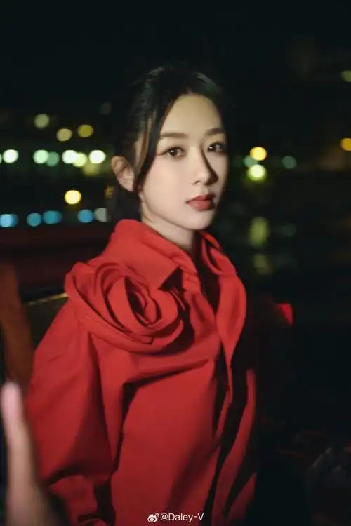 v-style##杨紫衣品