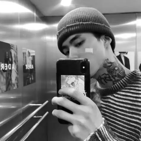 男生头像高冷霸气黑白真人版