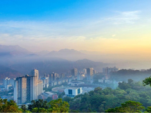 国内唯一以花命名的城市,盛产热带水果,吸引众多游客慕名而去