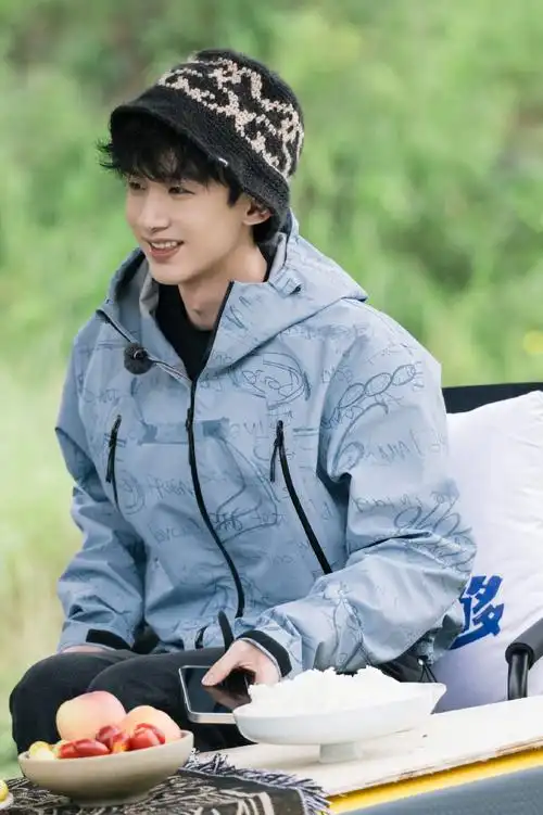 白敬亭超话0899#白敬亭现在就出发#07竞速卡丁车?