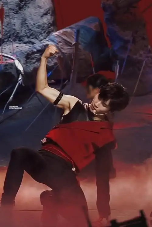 张真源瑜舞台rap##张真源 荷尔蒙引爆点