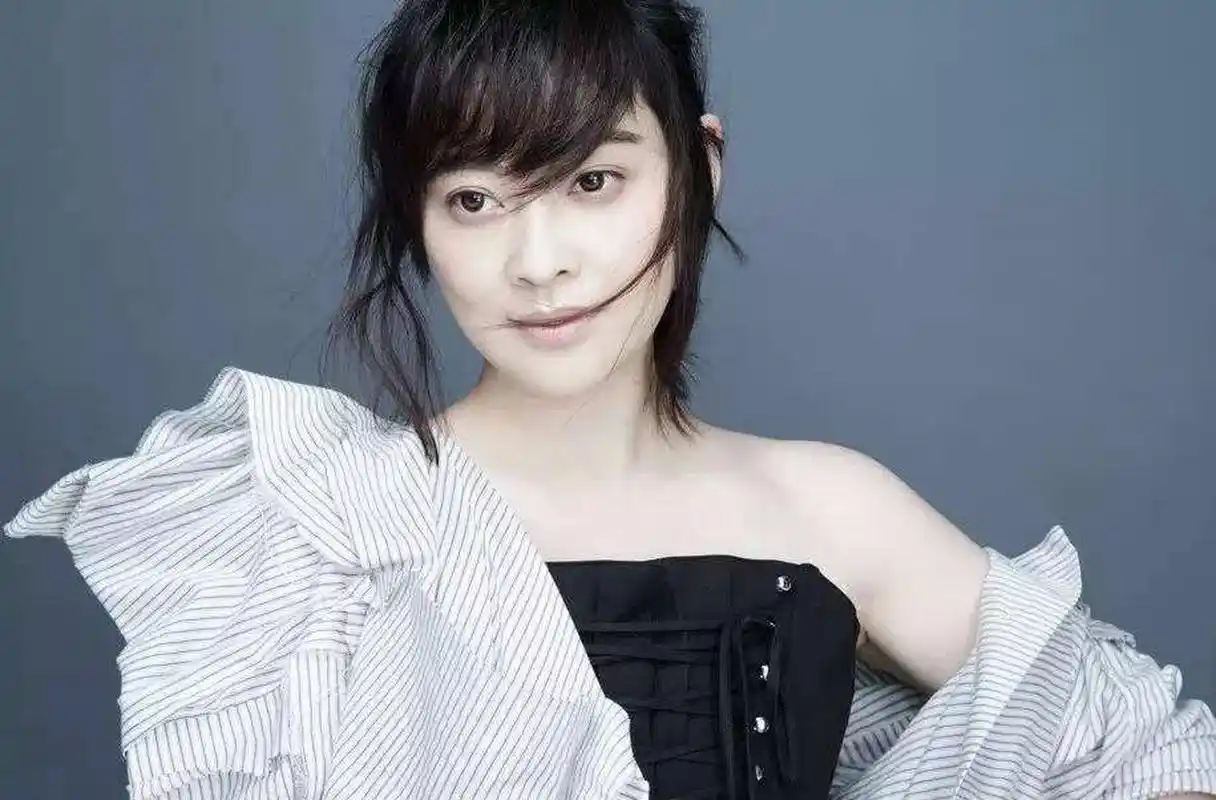 梅婷自曝13天瘦20斤的秘密,关键就两个字,被吐槽:臣妾做不到!__凤凰网