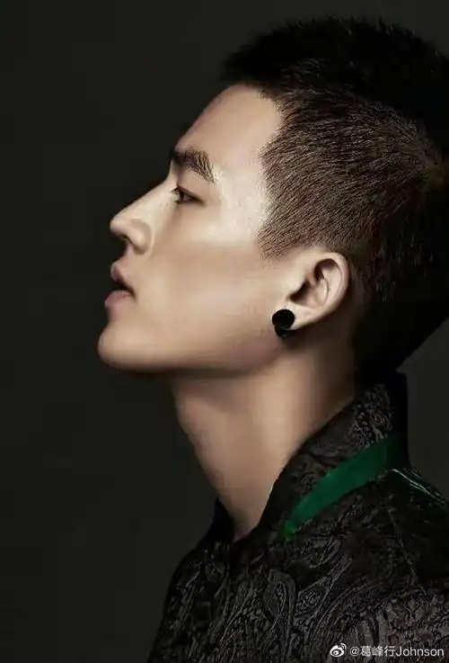 男明星侧颜,易烊千玺,鹿晗,刘昊然,杨洋,肖战,李现,白敬亭,李易峰