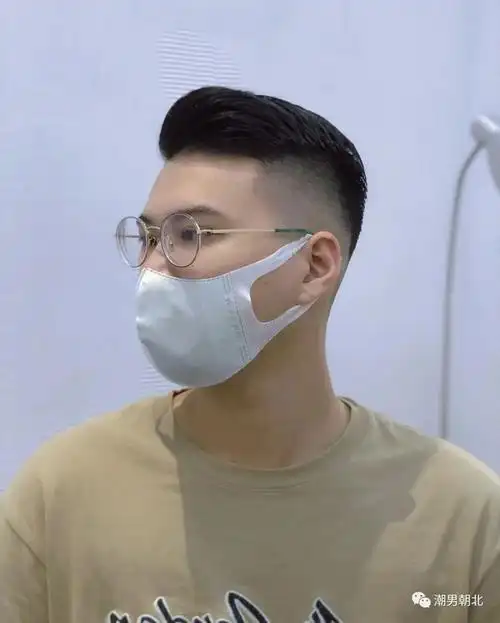 男人40岁后别乱剪发型,三款帅气露额短发,让你轻熟又帅气!|穿搭|型男_