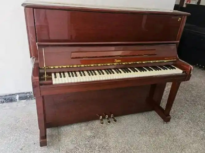 高颜值木色波士顿up126钢琴
