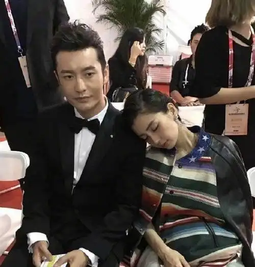 angelababy大瓜被曝,教唆黄晓明封杀某男星,貌似还是个顶流?