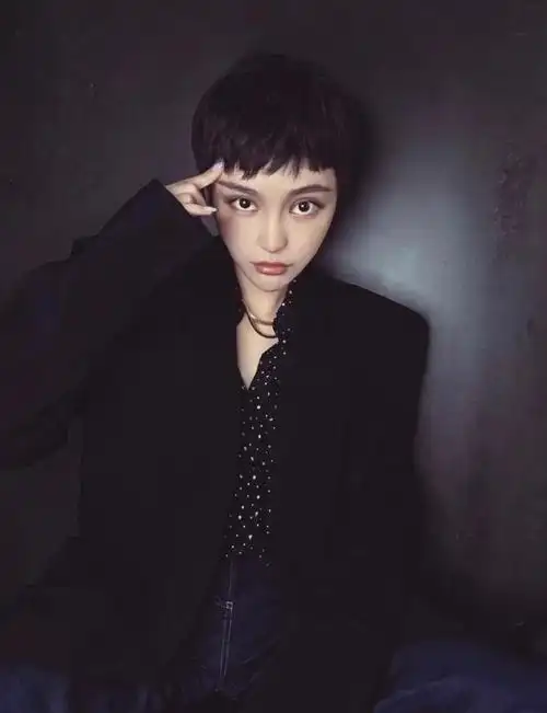 周扬青超a短发潮流短发女生超短发