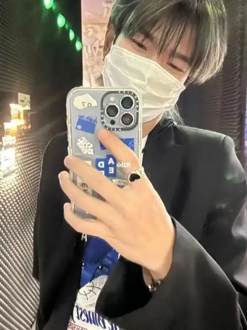 七夕节男友视角照片给妈妈看保证喜欢