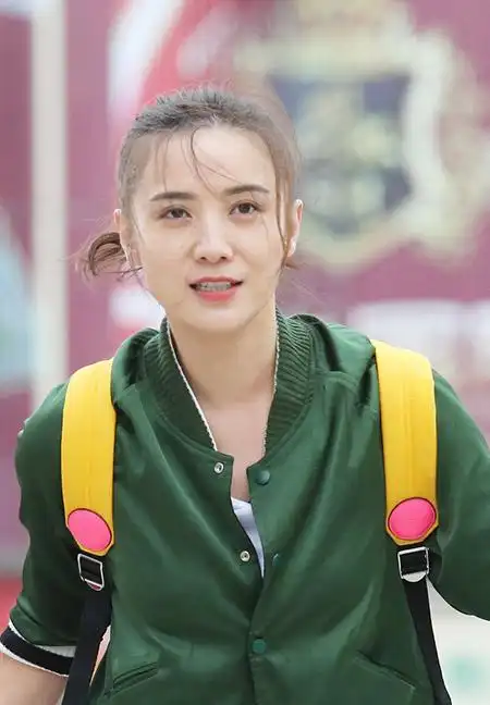 一年级宋佳遭家长指责不堪压力频频爆发