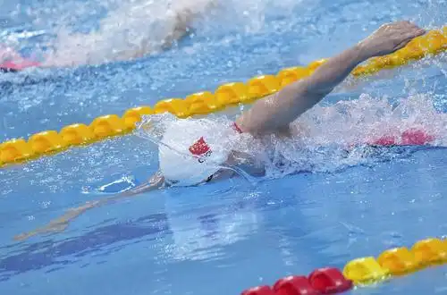 游泳——全国冠军赛:女子50米自由泳预赛赛况