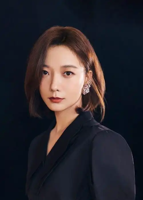 王珞丹白玉兰评委##段奕宏王珞丹白玉兰评委