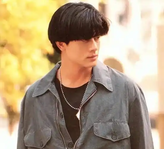 大s小s和"好看"不沾边,杨颖的脸永远是个谜_小时候_郭富城_五官