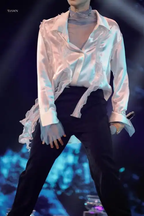 【天才舞担贺峻霖】贺峻霖《贺峻霖接招吧前辈》《贺峻霖快乐.