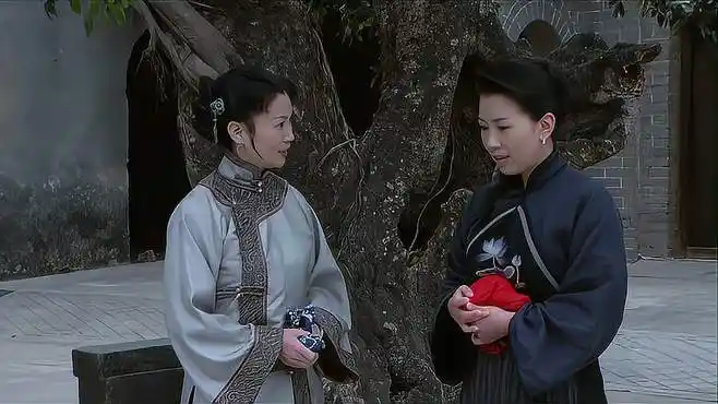 围屋里的桃花:堂主亲自帮寡妇找回男人,寡妇感动坏了!