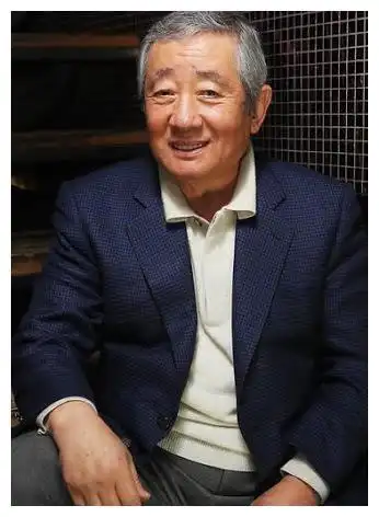 韩国老戏骨去世!入行61年备受爱戴,曾经历白发人送黑发人之痛