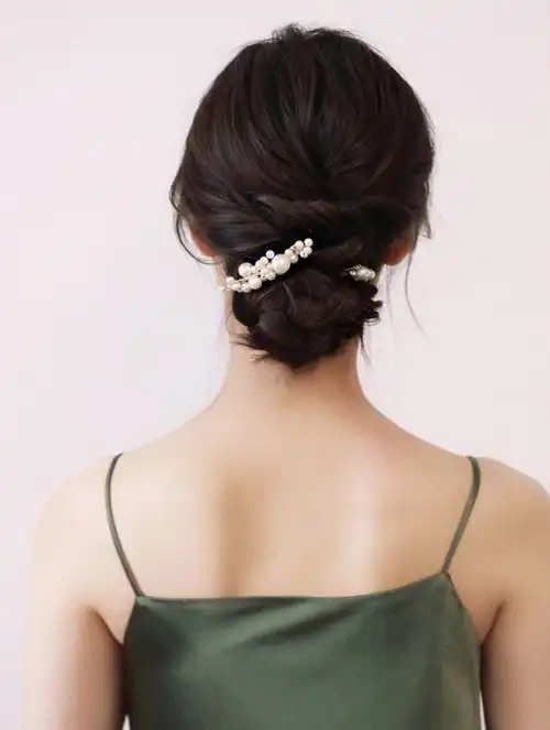 法式复古风格慵懒的纹理低盘发