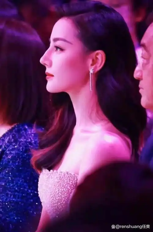 迪丽热巴薄纱裙,没呆了