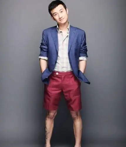 图文章身高体重发布探讨情史从头到尾