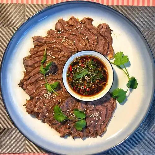 酱牛肉一定要用牛腱芯!这个纹路绝了.