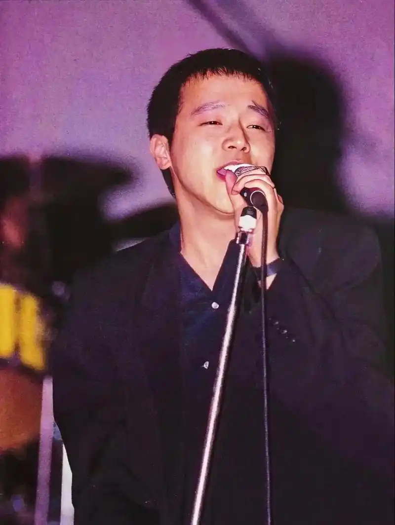 年轻时窦唯颜值与才华巅峰状态#前奏一响拾起多少人的回忆 #有