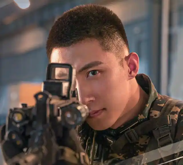 黄景瑜:凭耽美剧走红,压番一众顶流,影帝影后都为他做配角