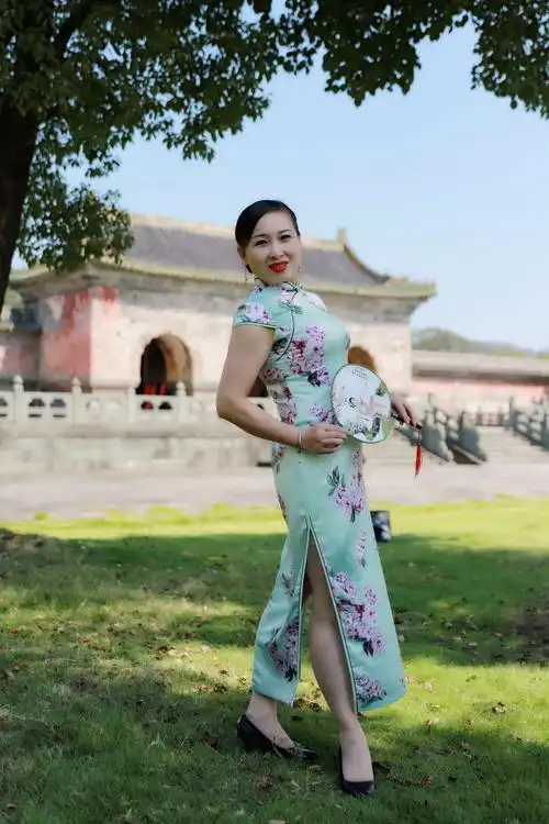 玉虚宫——红人馆旗袍秀 - 美篇